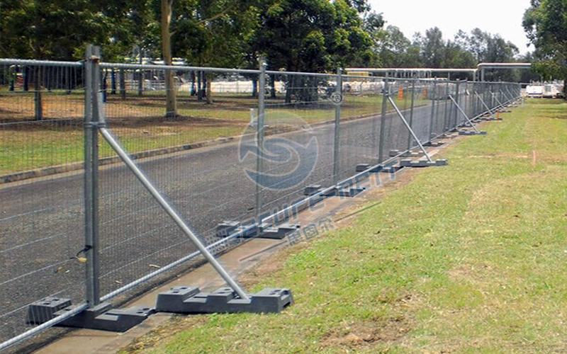 Australian temporary fencing Temporary Fencing manufacturers
